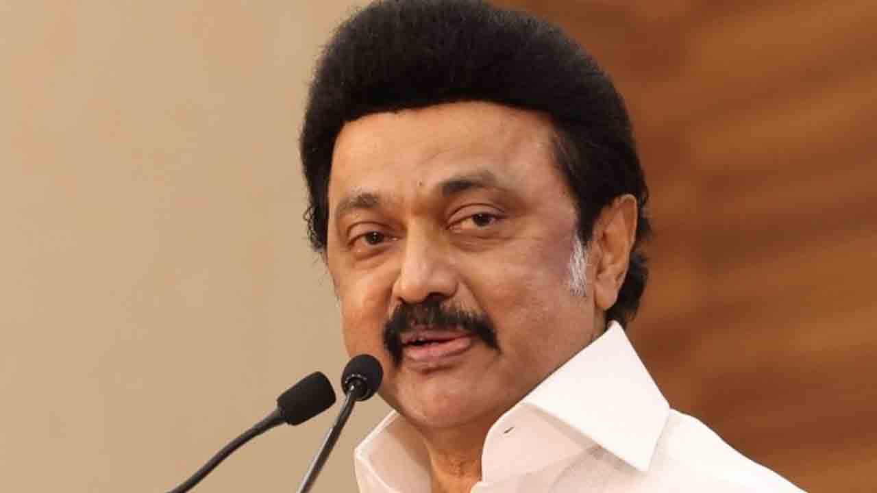 రాజ్యాంగాన్ని సమీక్షించాలి: తమిళనాడు సీఎం స్టాలిన్‌