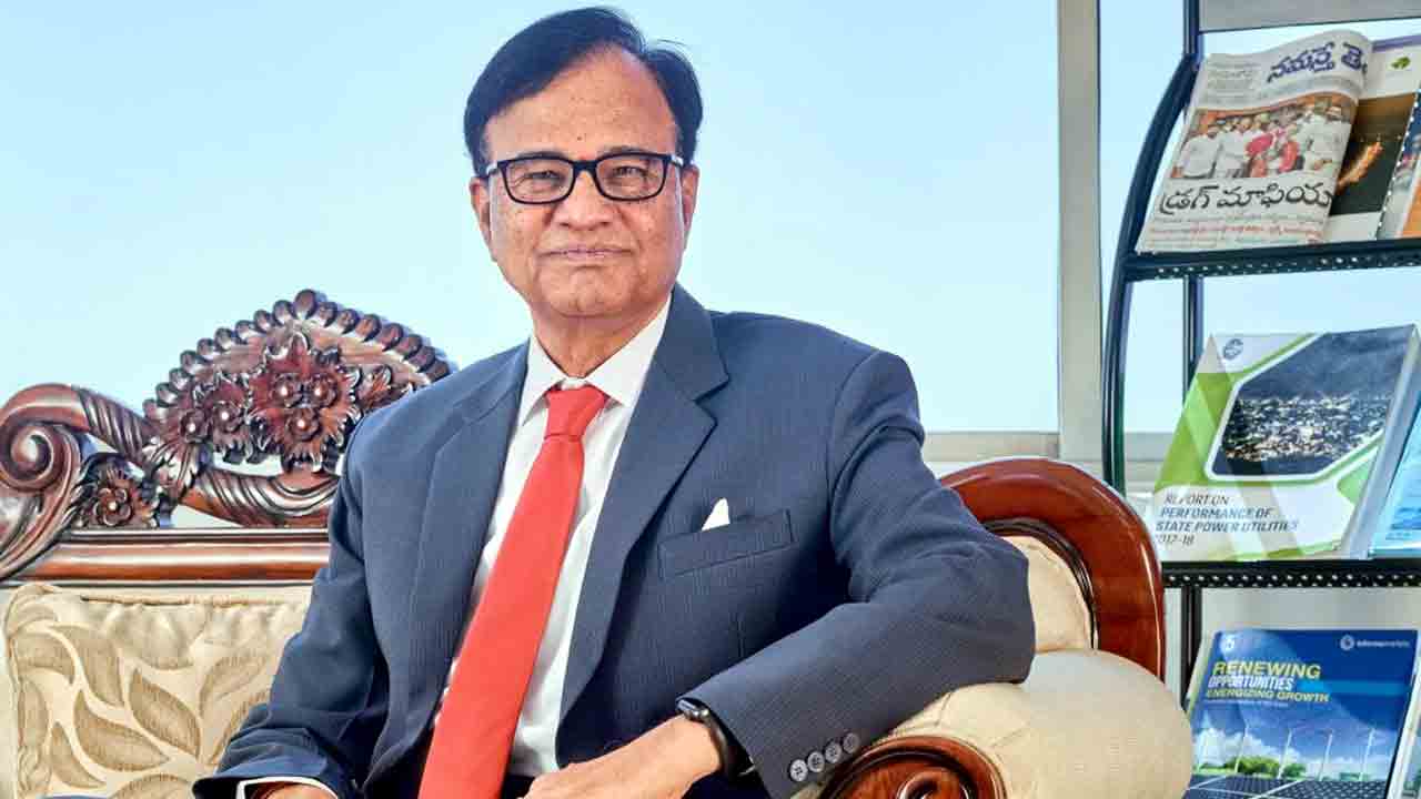 ఇకపై విద్యుత్‌ కనెక్షన్‌పై పేరును ఈజీగా మార్చేసుకోండి : TSPDCL  సీఎండీ రఘుమారెడ్డి