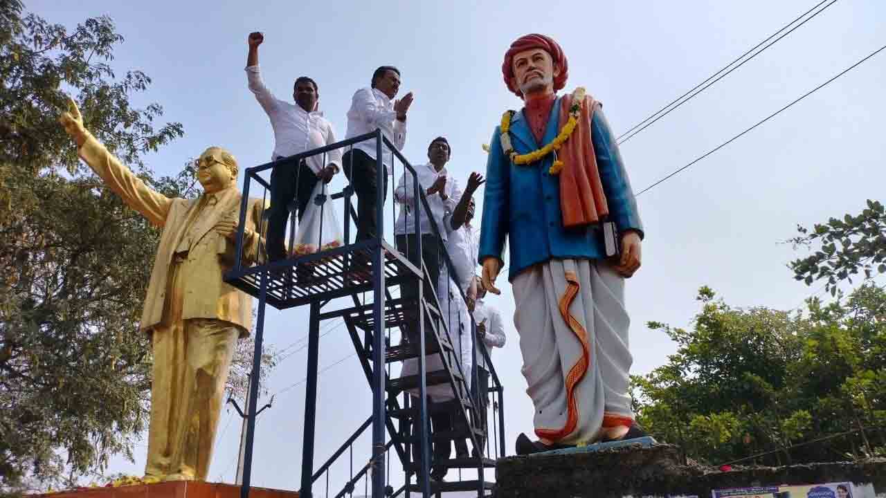 జ్యోతిబాఫూలే ఆశయాలు కొనసాగిస్తాం