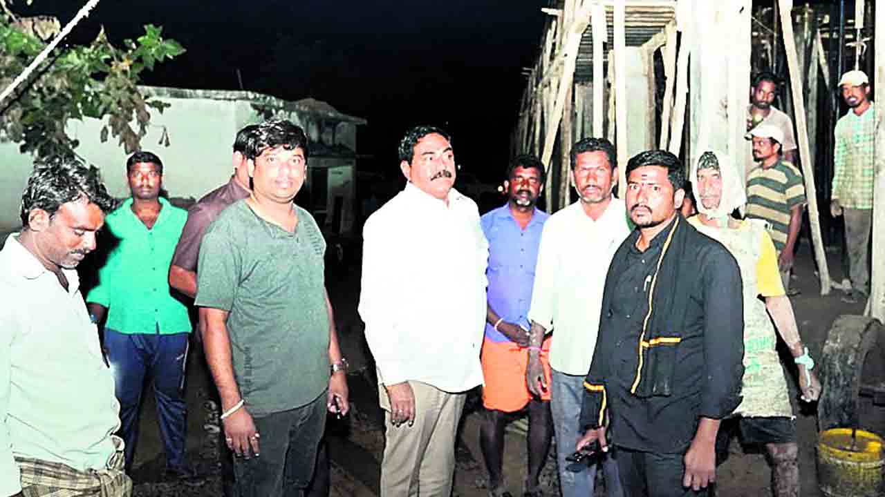 అలుపెరుగని అమాత్యుడు