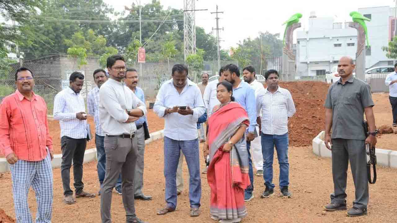 గోళ్లపాడు చానల్‌ పనుల్లో వేగం పెంచాలి