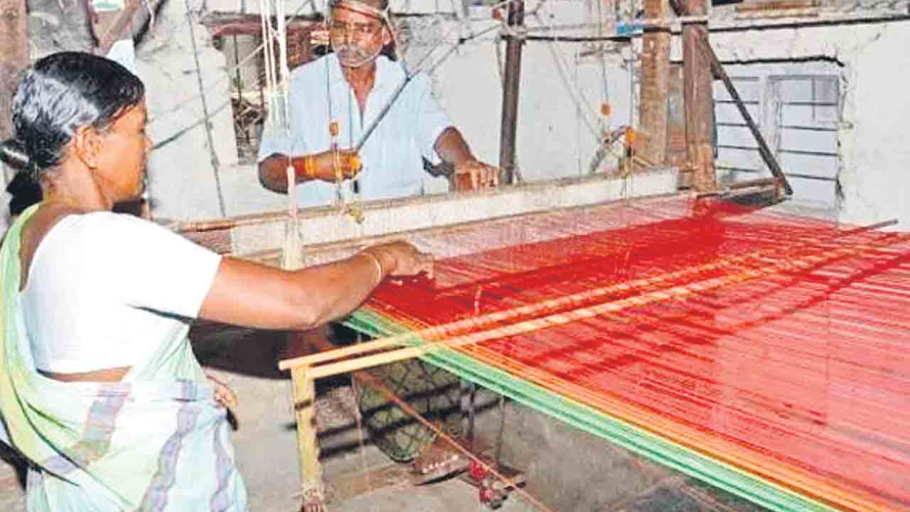 సృజనాత్మకతే నేతన్నకు రక్ష