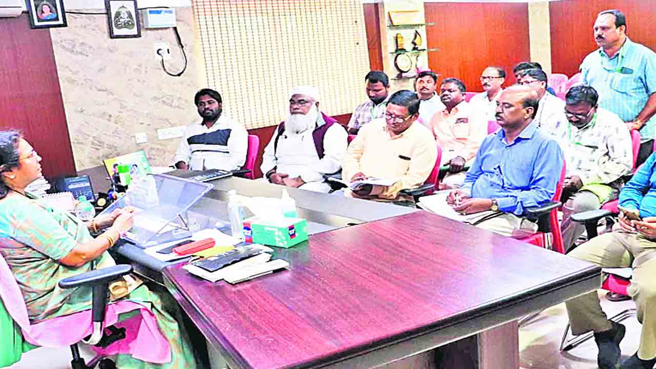 గార్బేజ్‌ ఫ్రీ సిటీగా తీర్చిదిద్దాలి