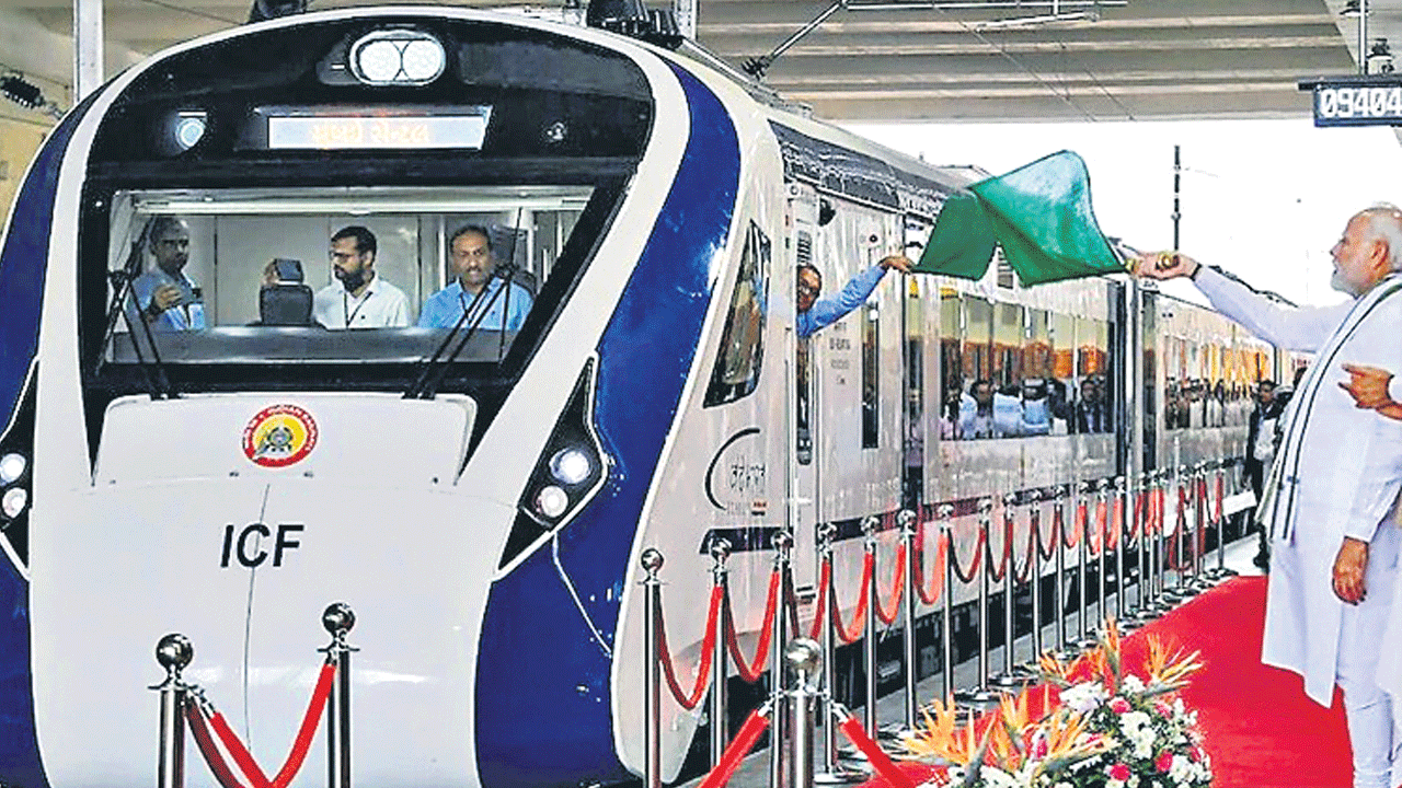 వంద దాటని వందే భారత్‌.. నత్తలా నడుస్తున్న మోదీజీ కలల రైలు