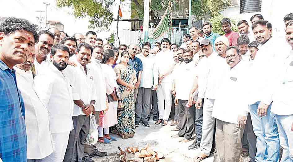 ప్రజా సంక్షేమానికే సీఎం ప్రాధాన్యత