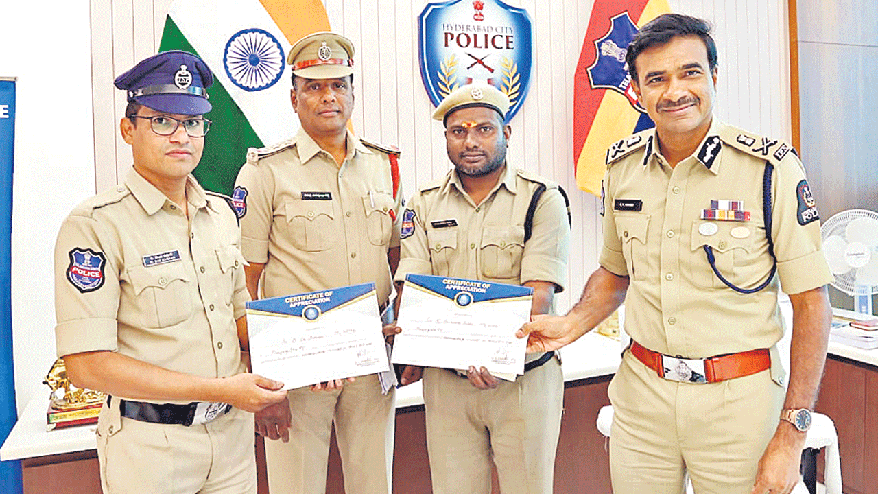 తుపాకీతో హల్‌చల్‌