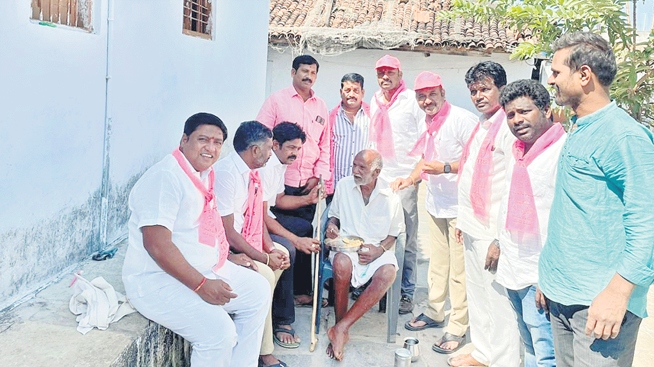 మునుగోడులో చివరిరోజు ముమ్మర ప్రచారం