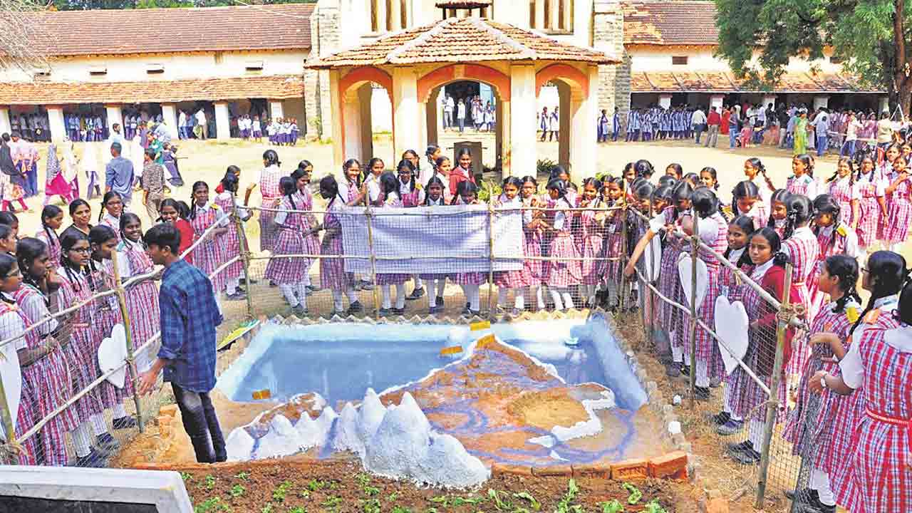 వైజ్ఞానిక ప్రదర్శనకు వేళాయే