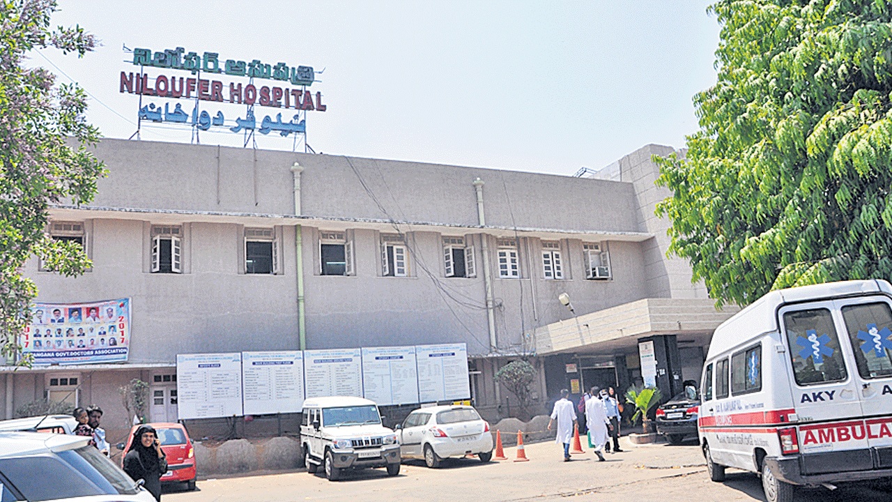 కడుపులో బిడ్డ.. చల్లగుండ