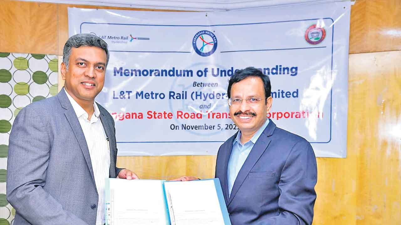 ఆర్టీసీతో మెట్రో అనుసంధానం