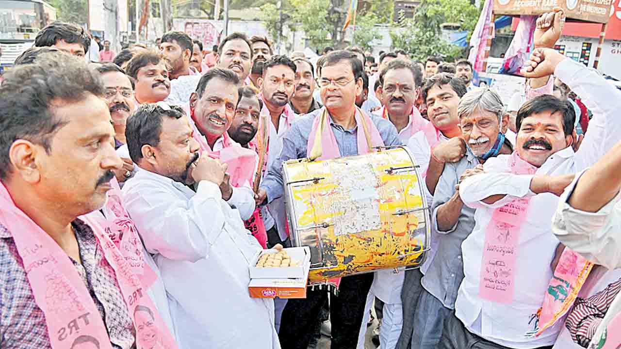 ప్రజలంతా టీఆర్‌ఎస్‌ వైపే..