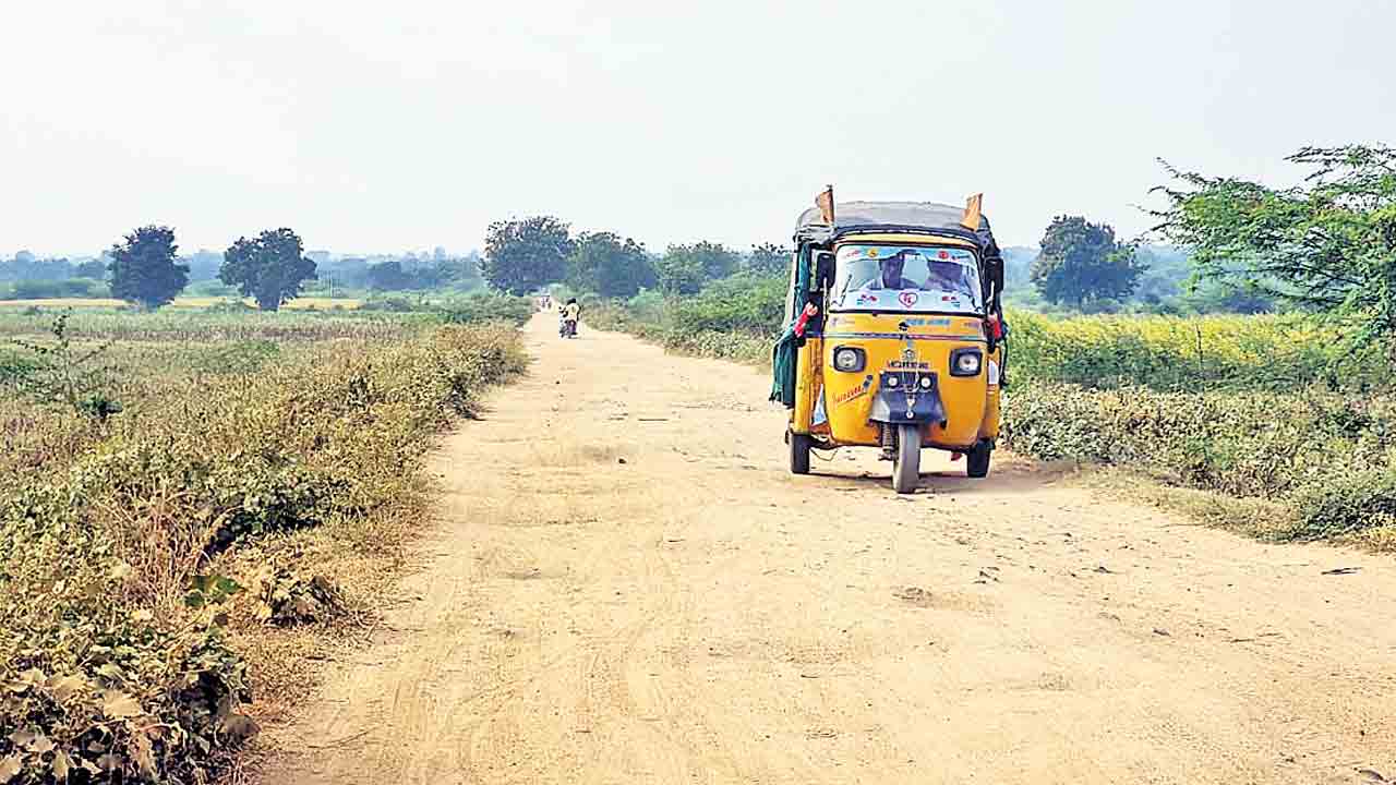 అనుసంధానిస్తే ఆనందమే..