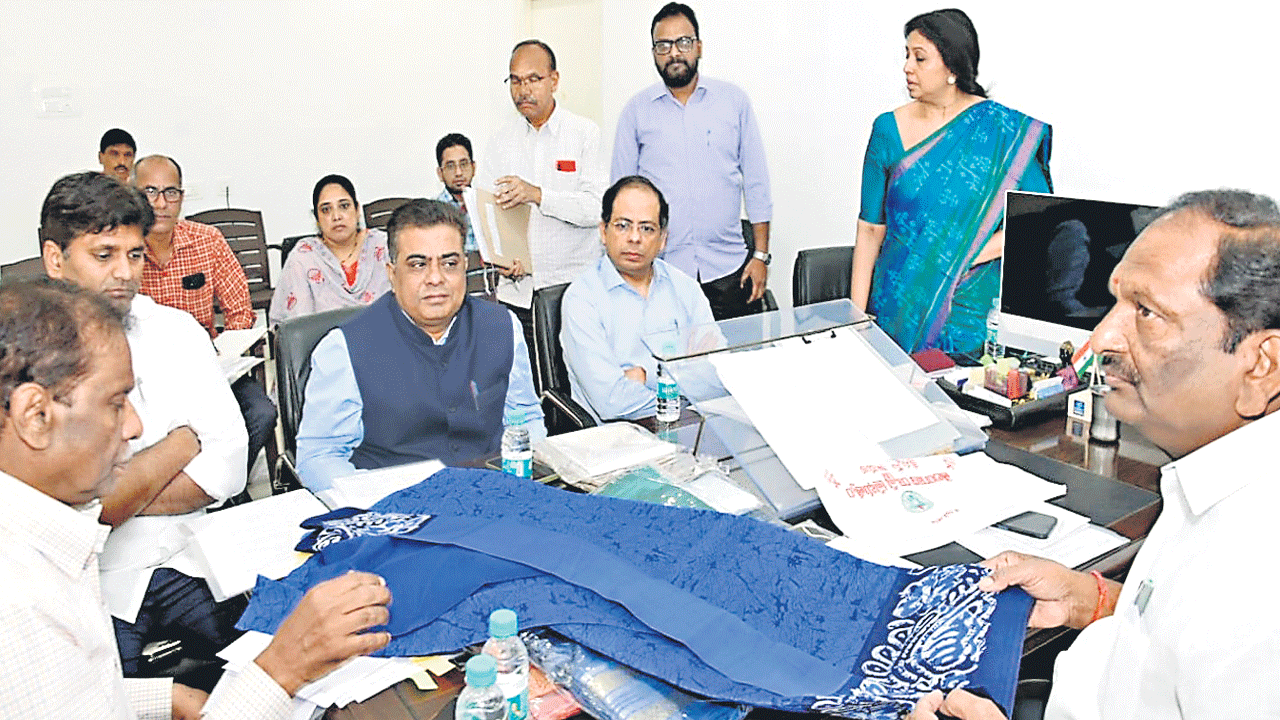 క్రిస్మస్‌ వేడుకలకు మంత్రి కొప్పులకు ఆహ్వానం