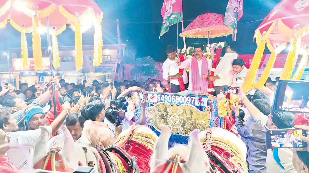 మంత్రి వేముల బిజీబిజీ