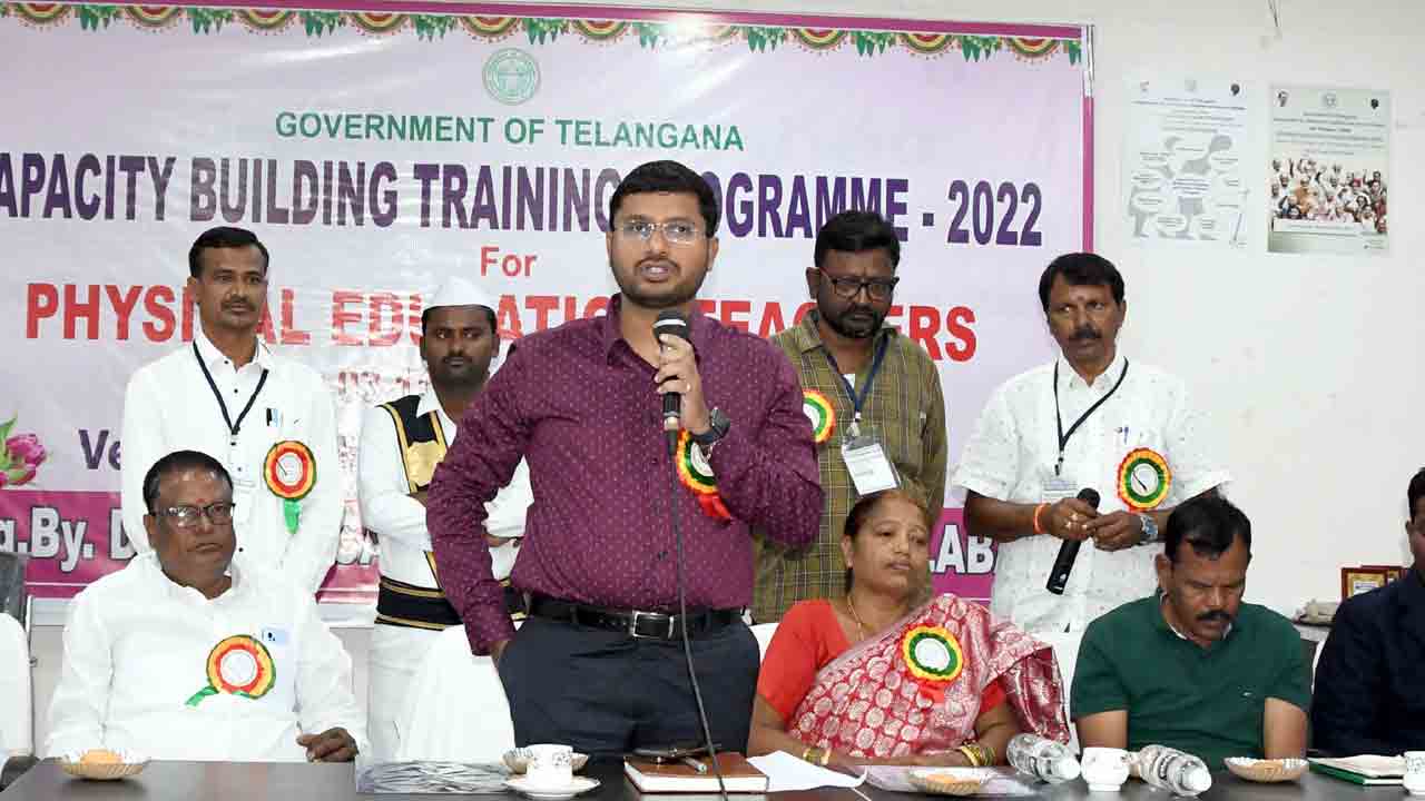 క్రీడాకారులుగా తీర్చిదిద్దాలి