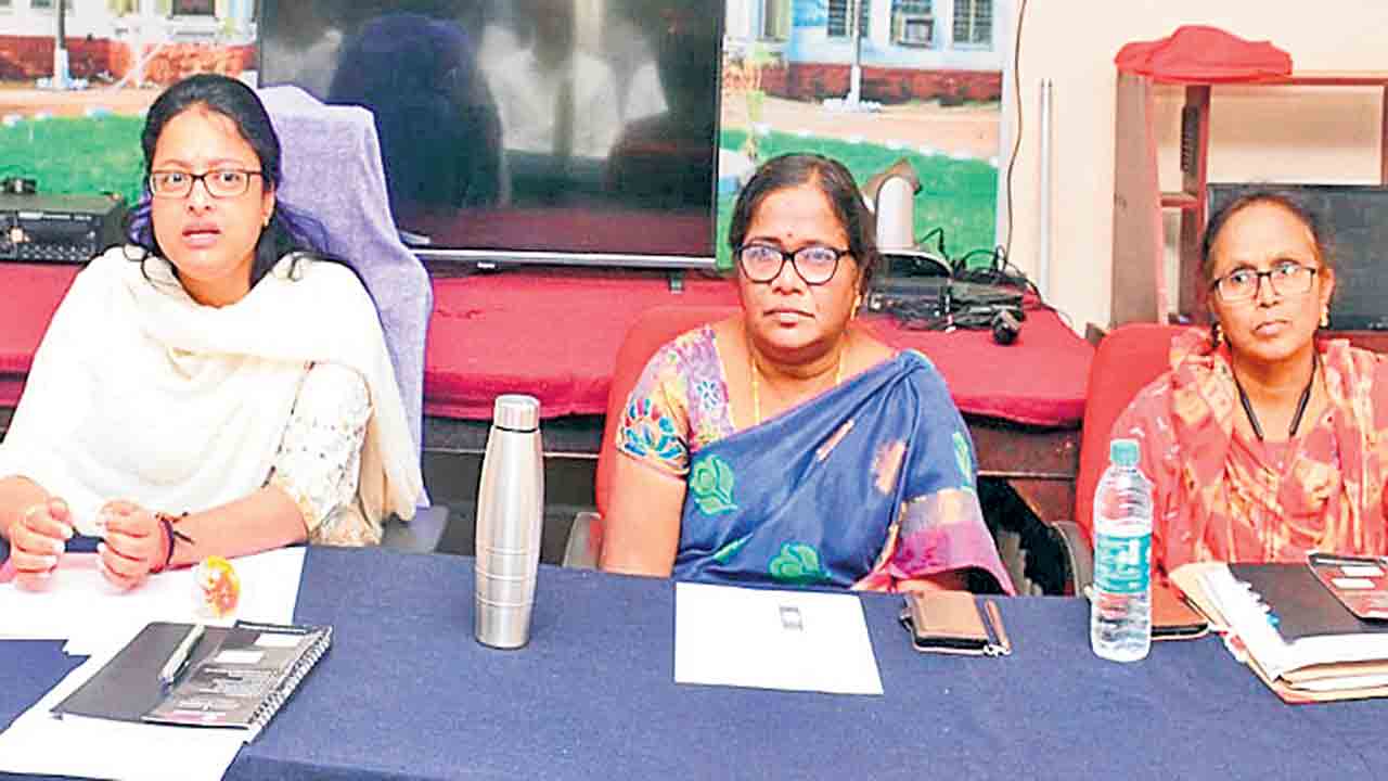 నెలాఖరులోగా పోడు భూముల సర్వే పూర్తి