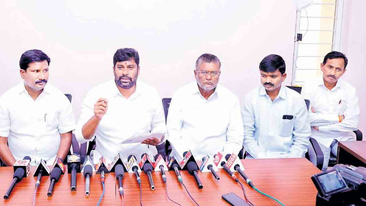 బొగ్గుబ్లాకులు సింగరేణికి ఎందుకివ్వలేదు..