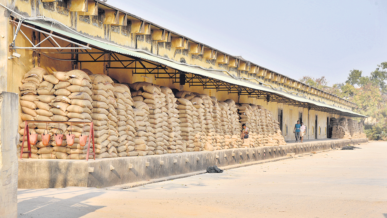 రైతన్నకు దన్నుగా