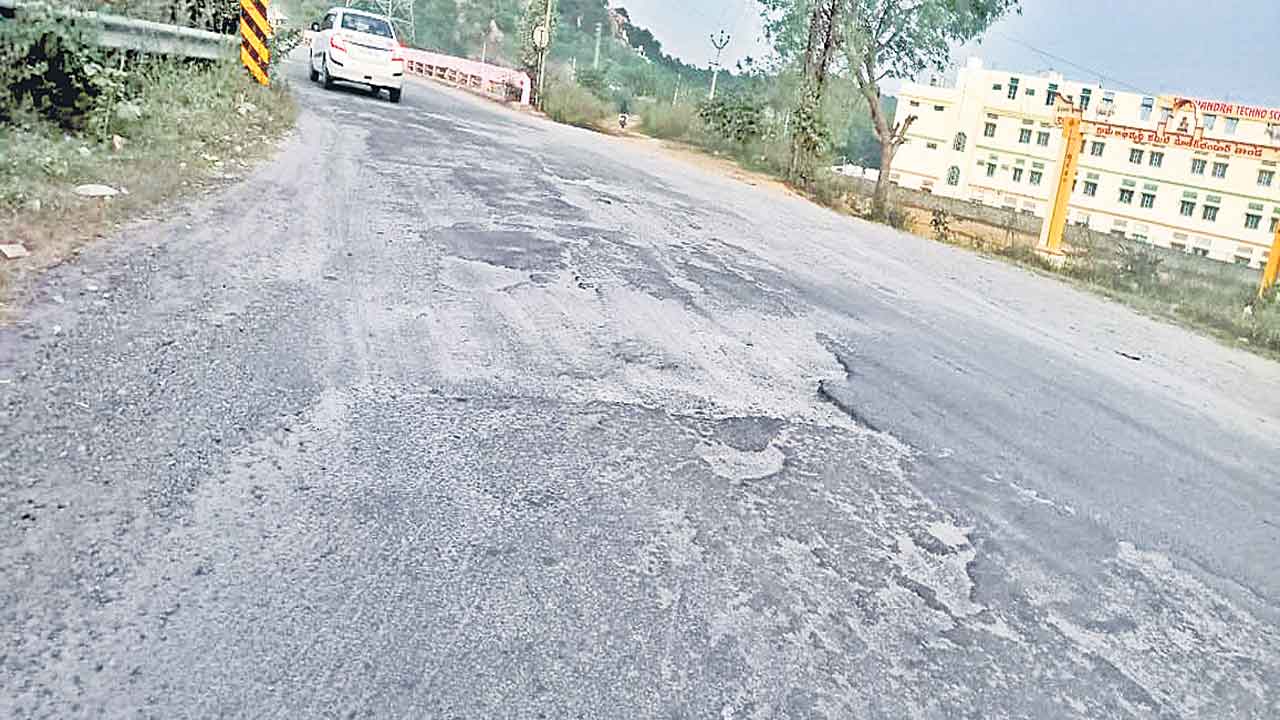 ఎన్హెచ్.. అంతా తూచ్