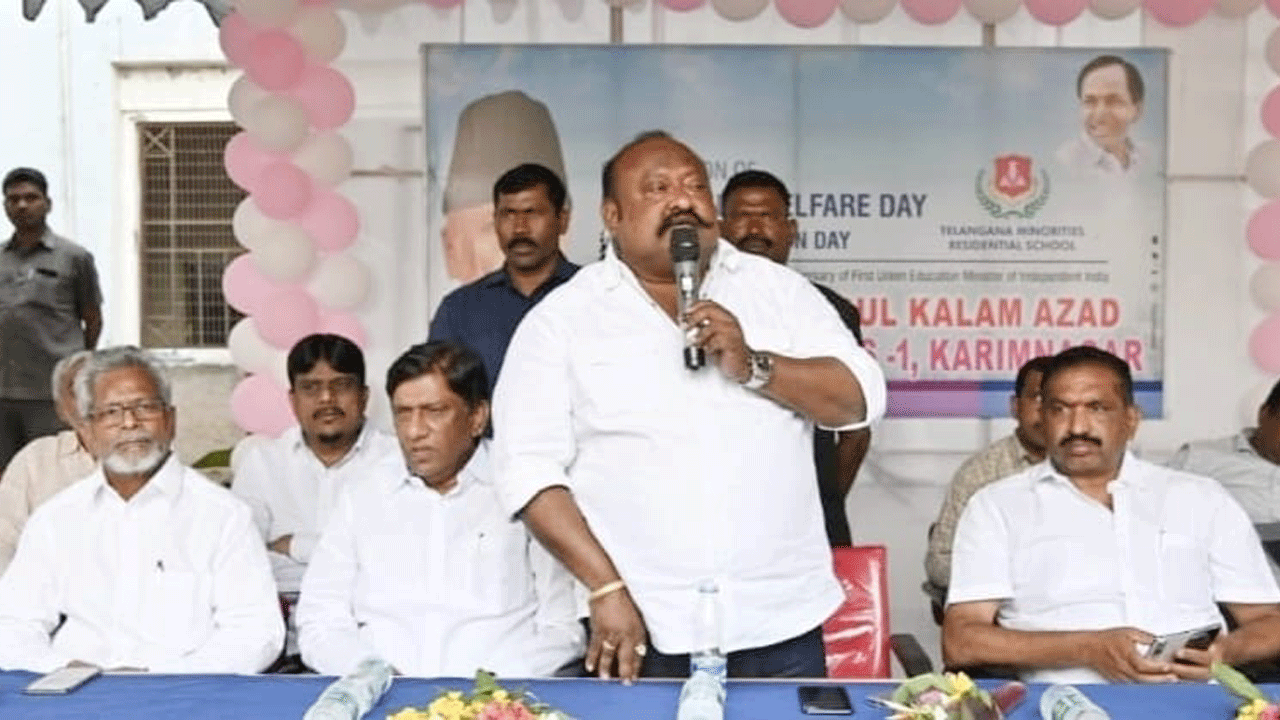 విద్యాభివృద్ధికి అబుల్‌ కలాం కృషి