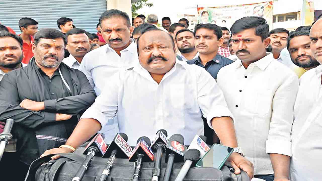 తెలంగాణపై ఎందుకంత అక్కసు