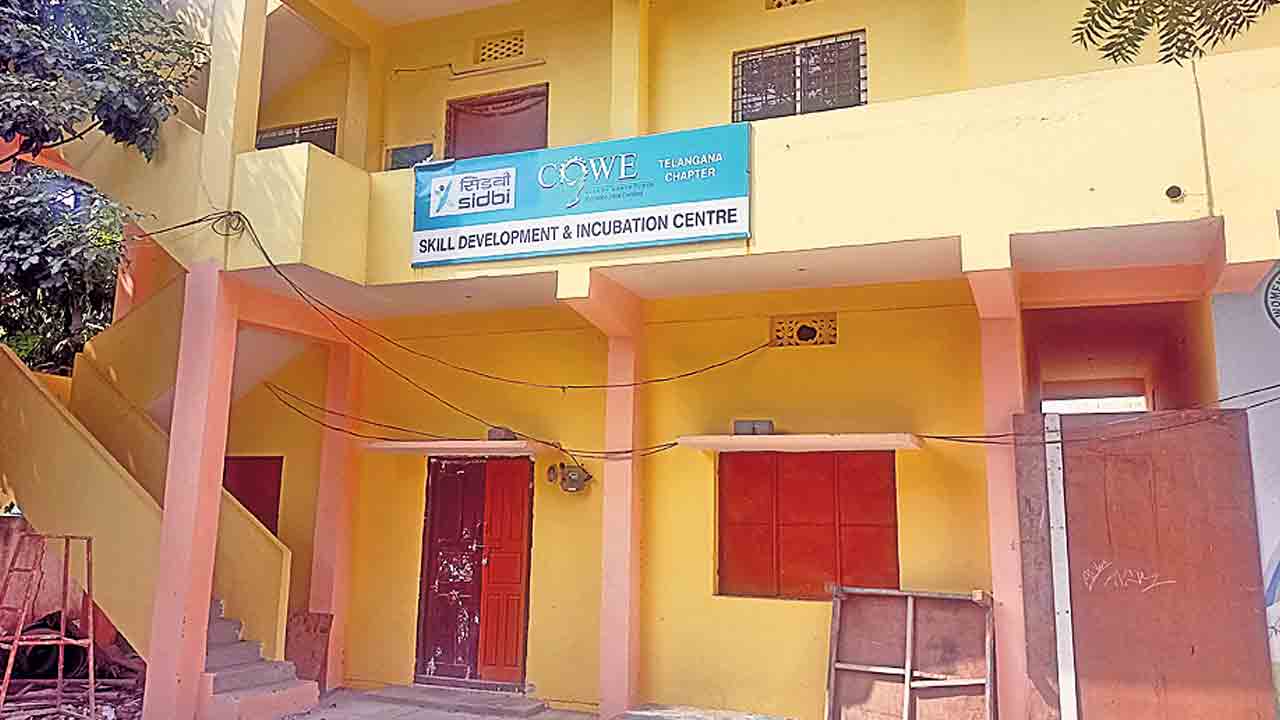 ప్రారంభానికి బస్తీ దవాఖానసిద్ధం