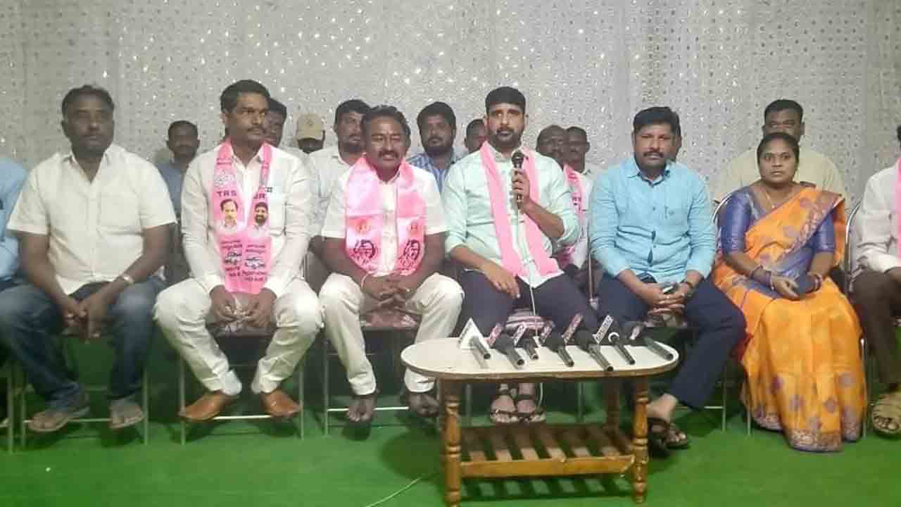 నోరు అదుపులో పెట్టుకో: ఎమ్మెల్సీ కౌశిక్‌రెడ్డి