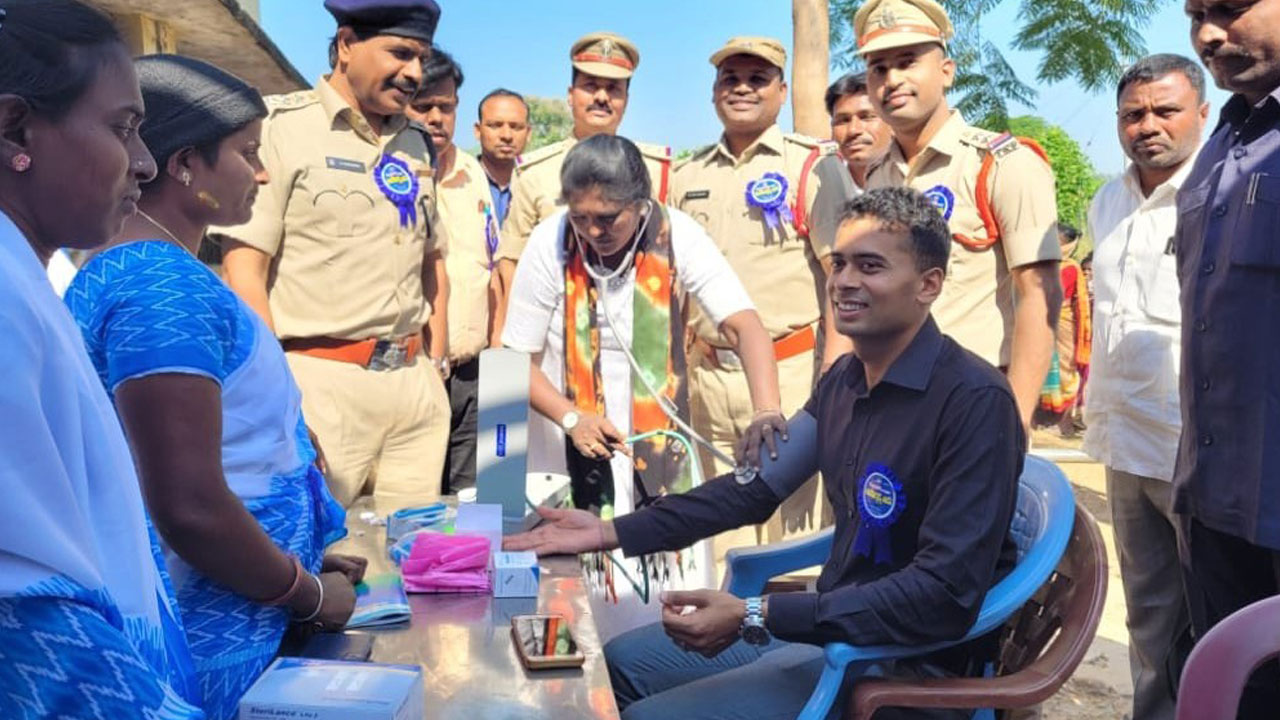 ప్రజా సమస్యల పరిష్కారానికి కృషి