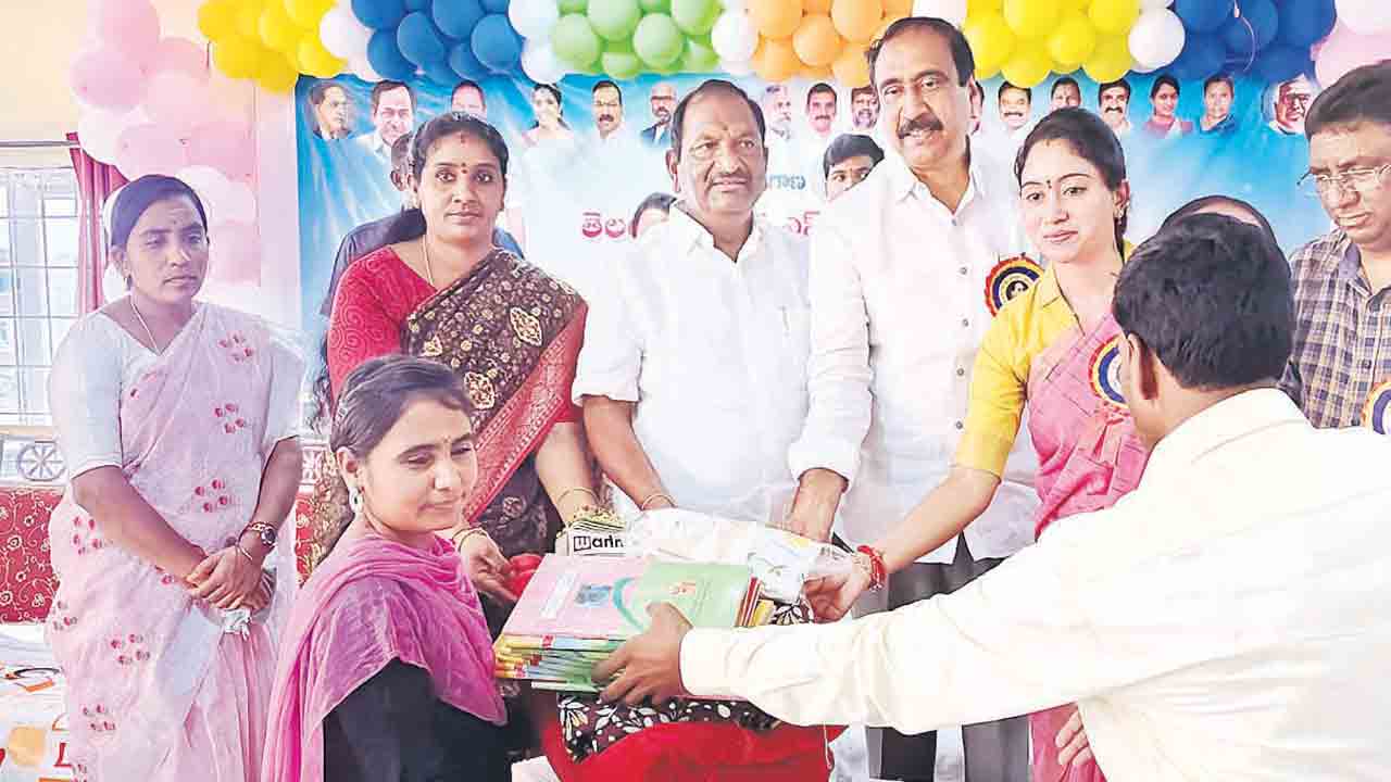 పట్టుదలతో లక్ష్యాన్ని సాధించాలి