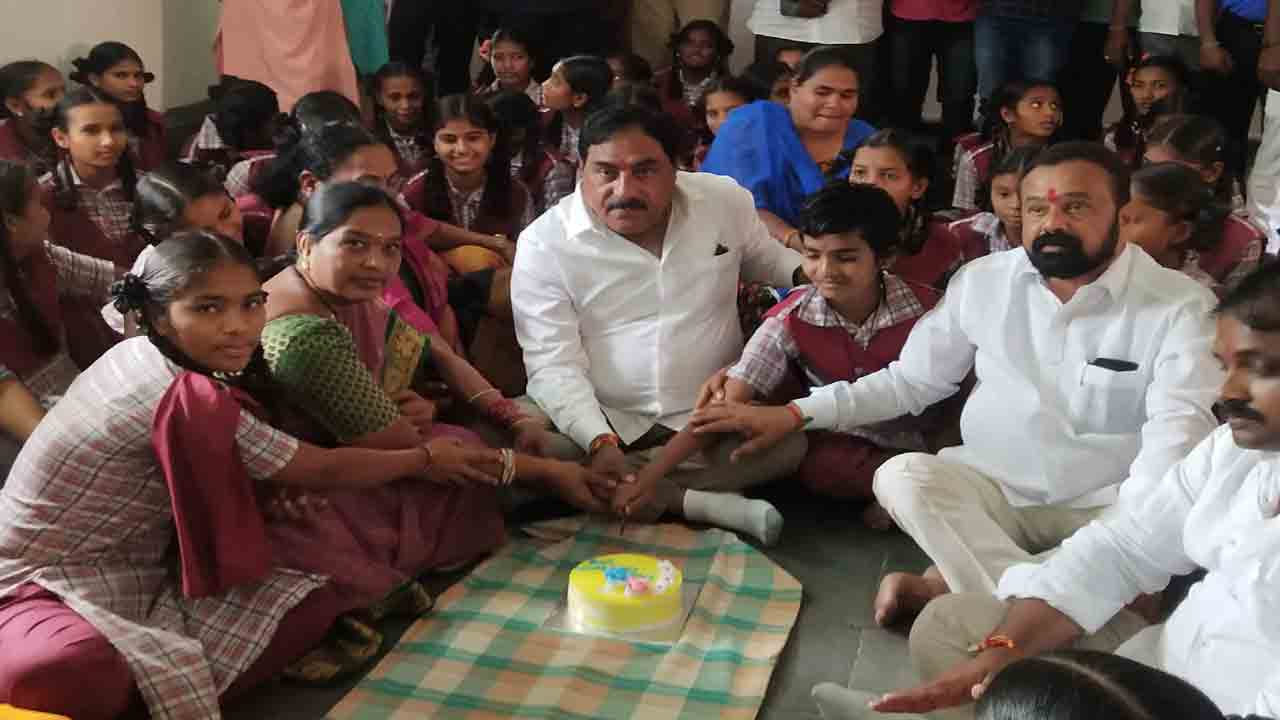 అవకాశాలను అందిపుచ్చుకోవాలి