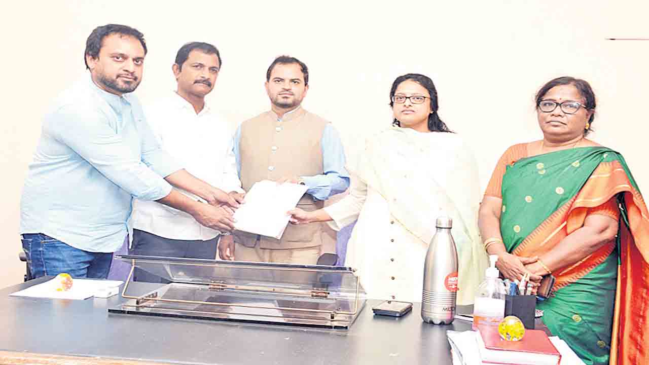 ఎకరానికి రూ.1.6కోట్లు