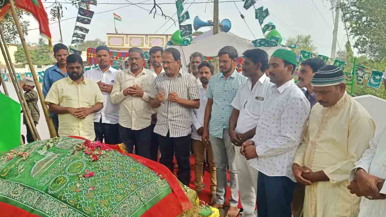 అన్నివర్గాల అభ్యున్నతికి కృషి