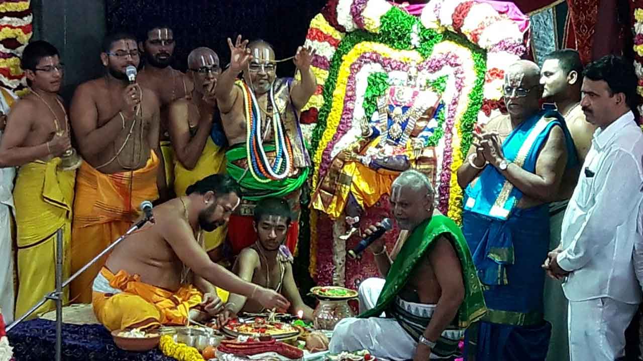 లక్ష్మీనరసింహుడికి నిత్య తిరుకల్యాణం