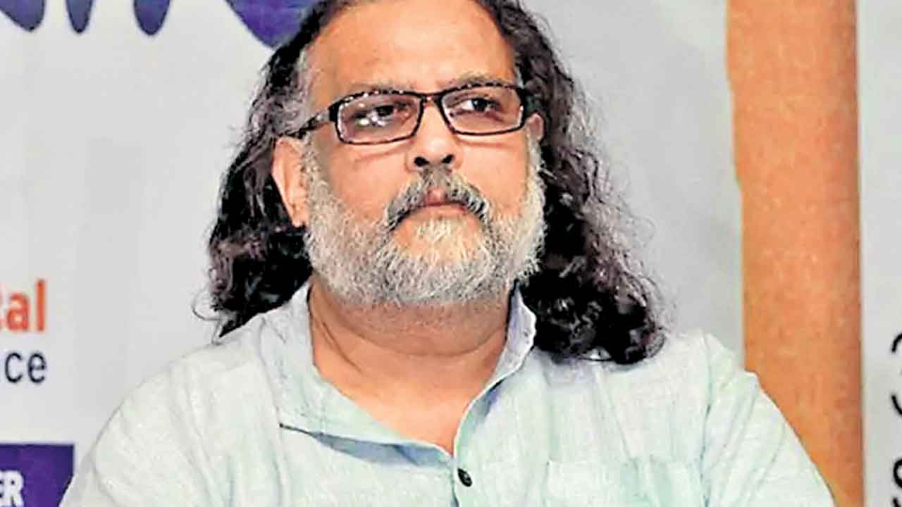 గాంధీ హత్యకు సావర్కర్‌ సాయం!