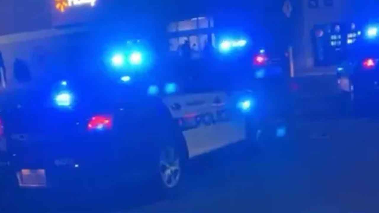 అమెరికా వాల్‌మార్ట్‌ స్టోర్‌లో కాల్పులు.. ఆరుగురి మృతి