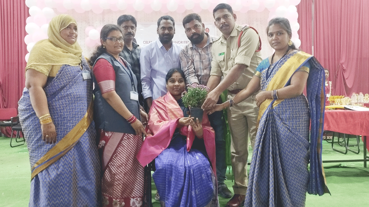 విద్యార్థులు ఉన్నత స్థాయికి ఎదగాలి