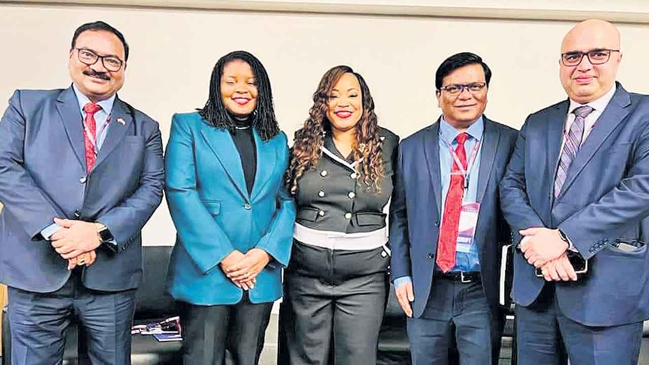 దళితబంధు అమలు అద్భుతం