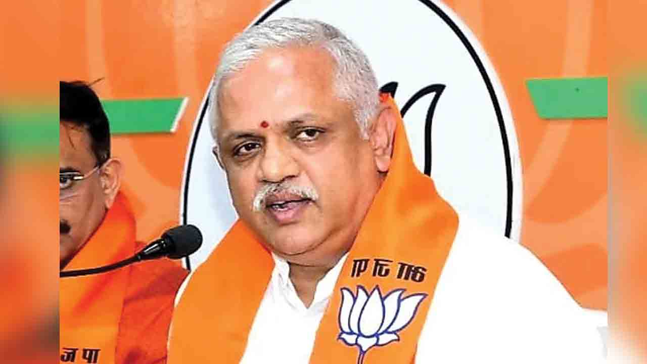 బీఎల్‌ సంతోష్‌కు సిట్‌ నోటీసు