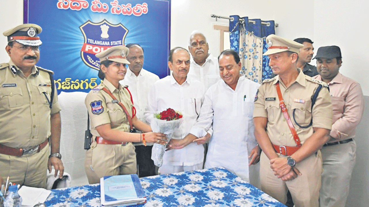 ఫ్రెండ్లీ పోలీసింగ్‌తో సత్ఫలితాలు