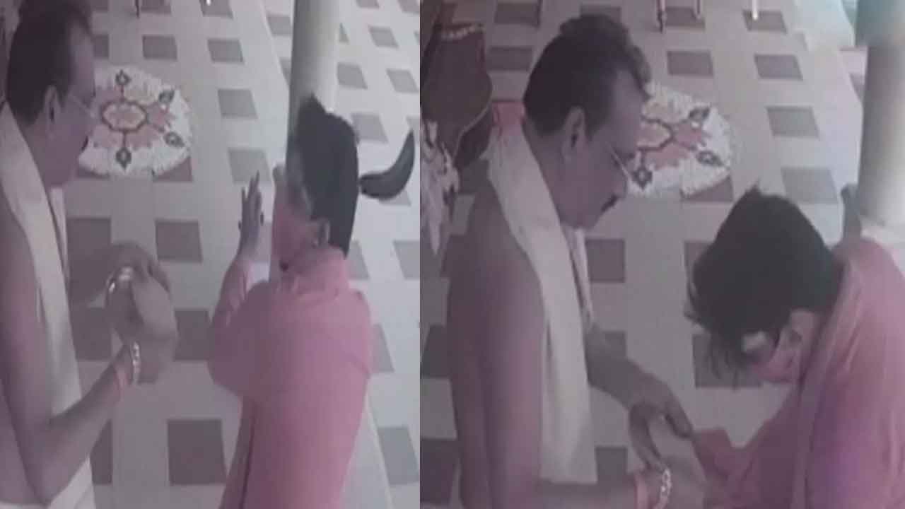 భక్తుడి వేషంలో వచ్చి.. టీడీపీ నేతపై కత్తితో దాడి