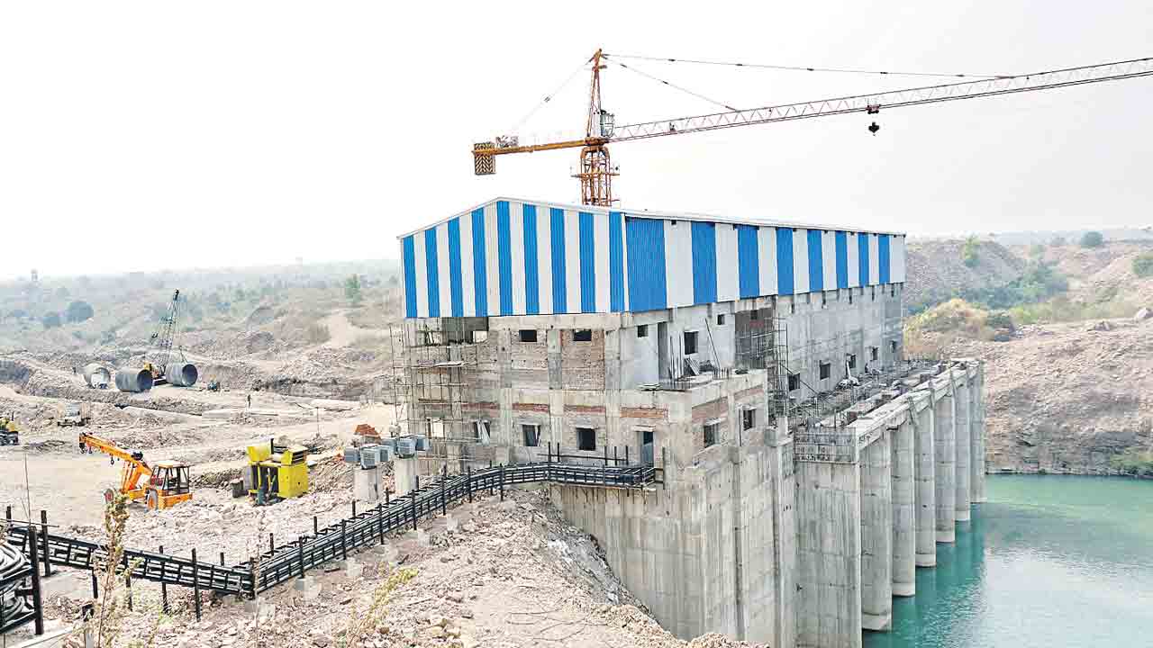 మూడు ప్రాజెక్టులకు లైన్‌ క్లియర్‌.. కేంద్ర జల్‌శక్తిశాఖ అనుమతి