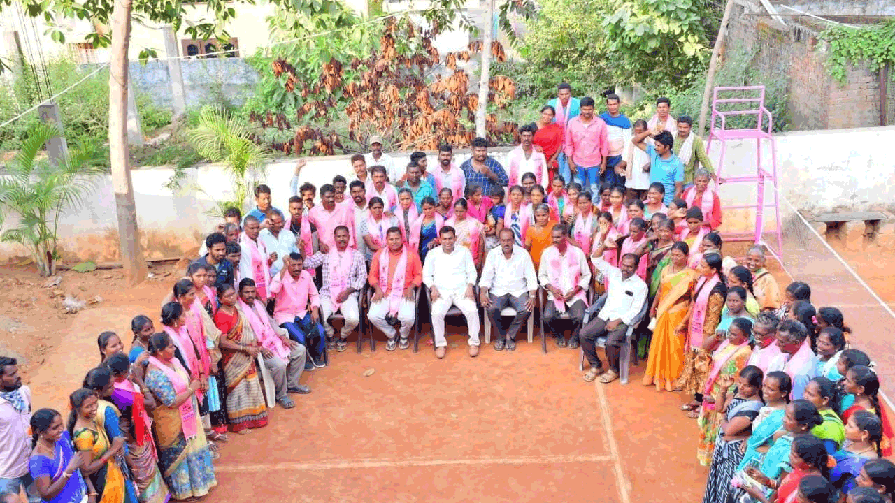 బీ(టీ)ఆర్‌ఎస్‌ పార్టీలో చేరికలు