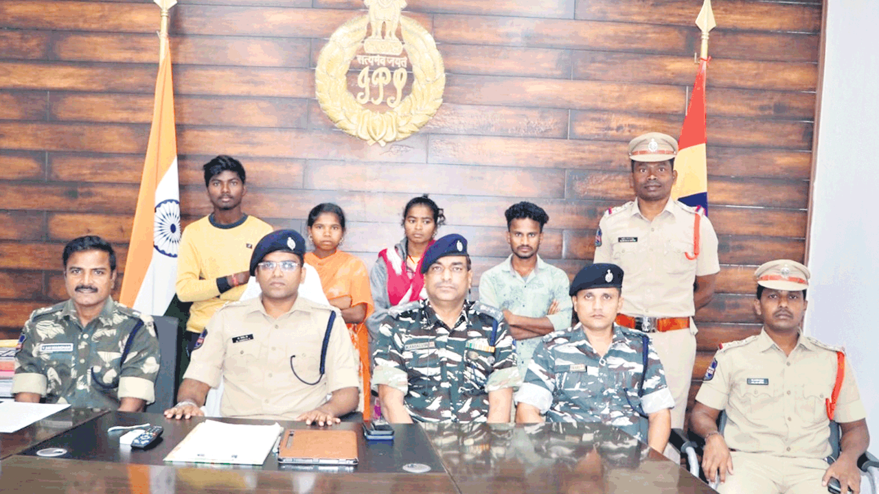 ప్రజాదరణ కోల్పోతున్న మావోయిస్టులు