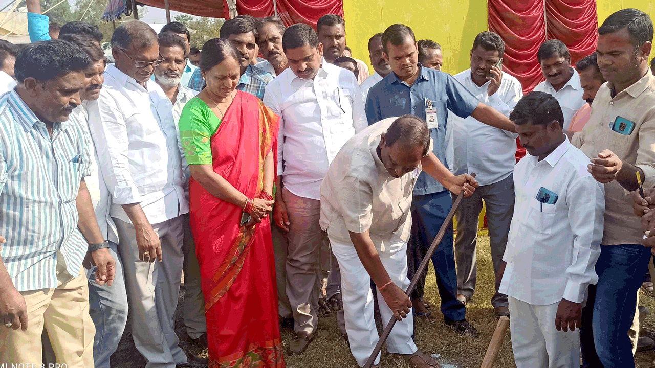 దశల వారీగా దళిత బంధు