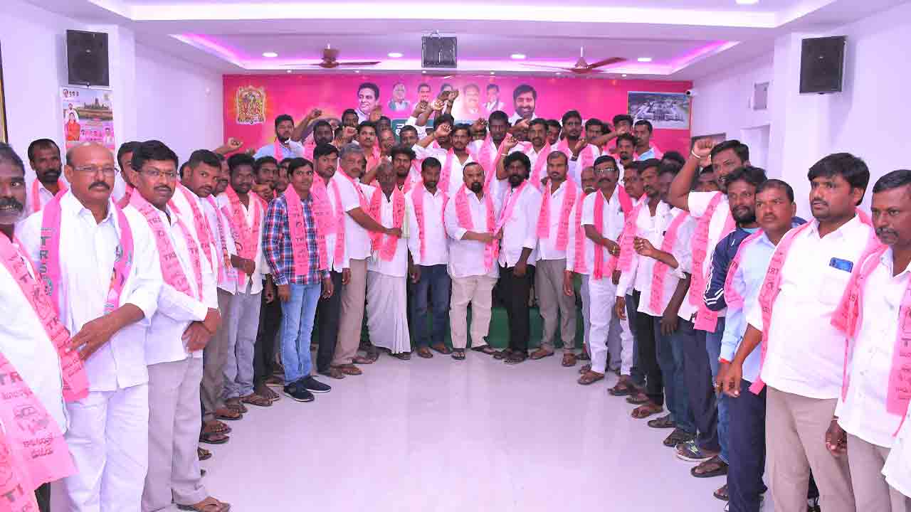 టీఆర్‌ఎస్‌తోనే అభివృద్ధి సాధ్యం