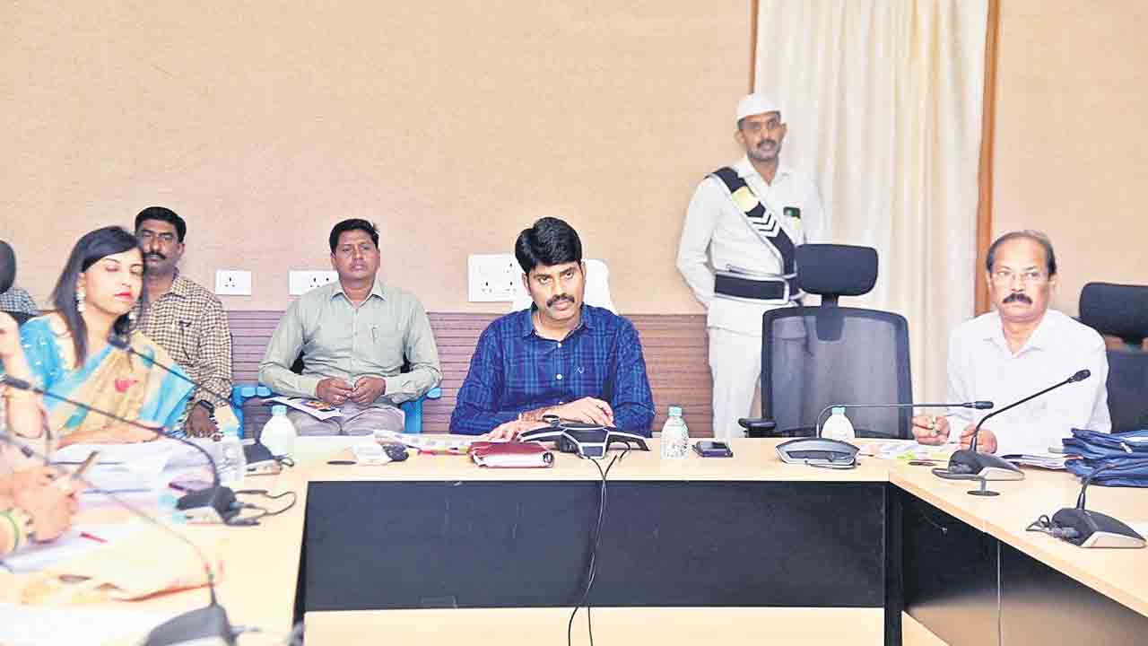 గర్భిణుల వివరాలను