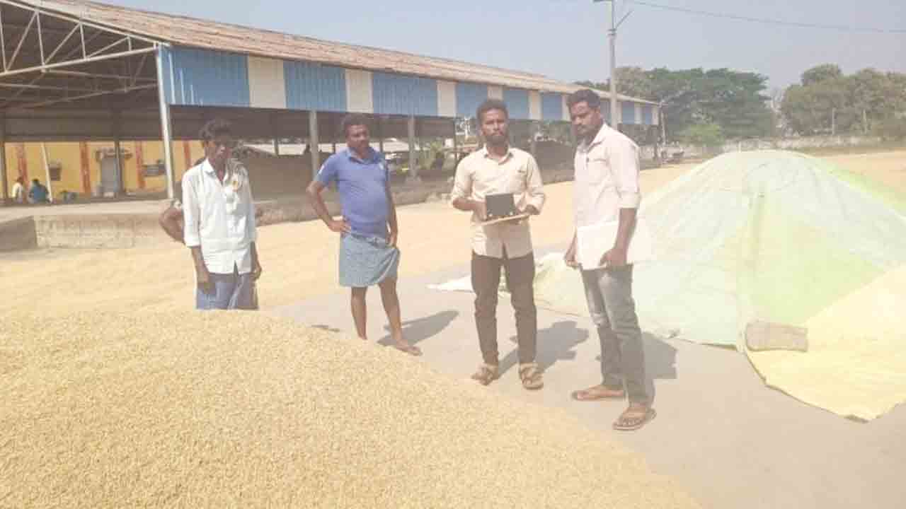 లాగర్‌ యాప్‌తో విధుల్లో పారదర్శకత