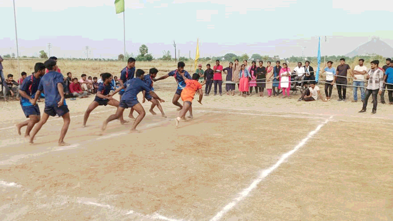 ఎంజీయూలో హోరాహోరీగా కబడ్డీ పోటీలు