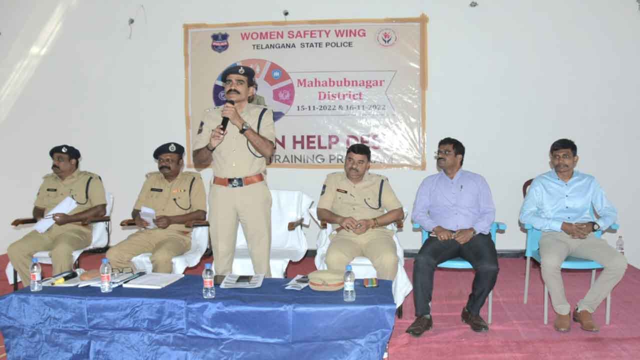 బాధితులకు భరోసా కల్పించాలి