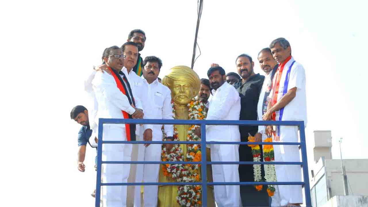 విద్యా ప్రదాత జ్యోతిరావు పూలే